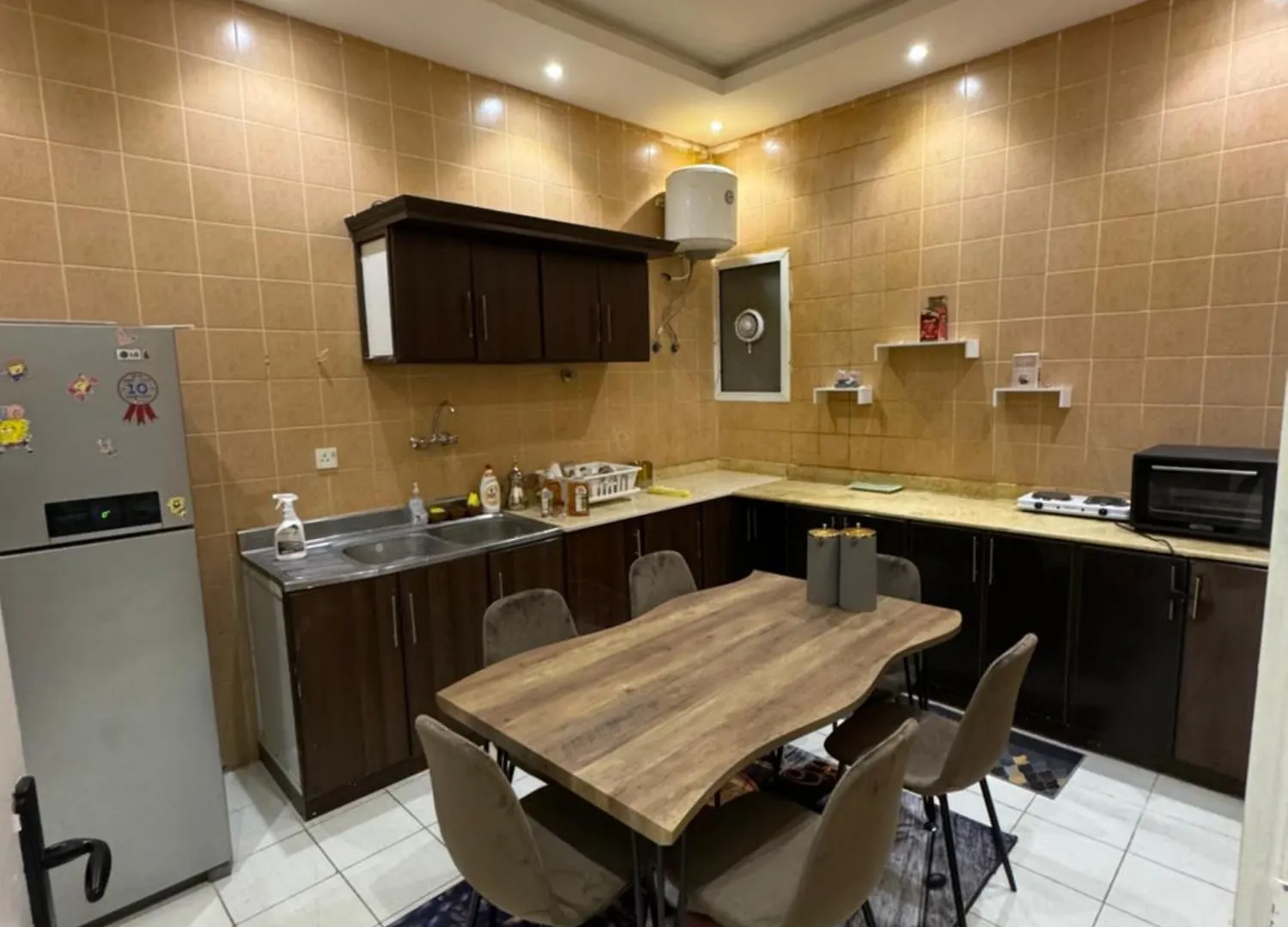 شقه مودرن بغرفه سينما Apartment Riyadh